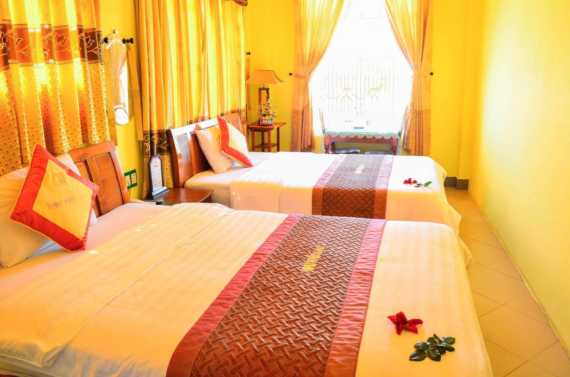 Nhu Phu Hotel Hue Eksteriør bilde